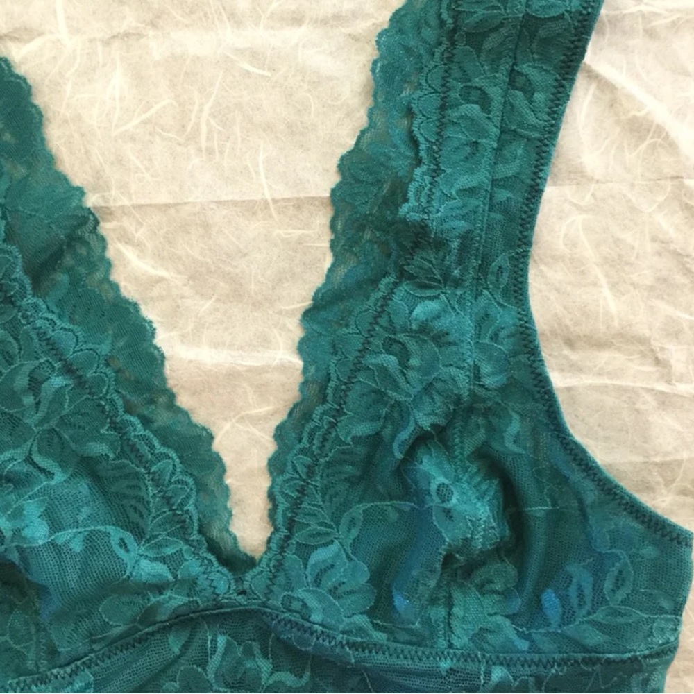 New! Elegant Lace Bralette and Panty Set - Teal and Navy - Picture 5 of 7